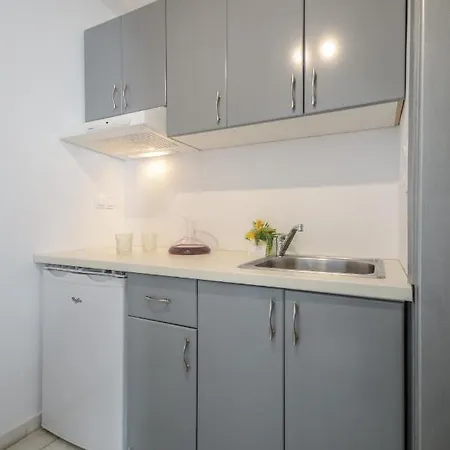 Nax Apartments 2 * Naxos City
