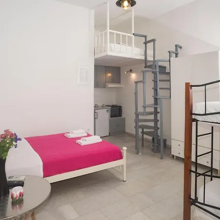 Nax Apartments 2 *